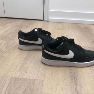 Women’s Nike shoes